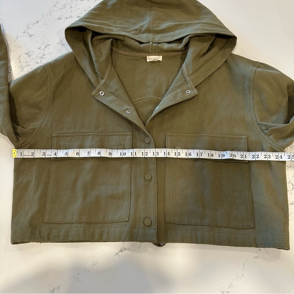 Hem & Thread Cropped Olive Green Women's Jacket - Picture 12 of 12
